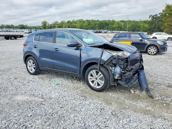 KNDPMCAC3K7622843 — 2019 Kia Sportage, фото 4 с аукциона Copart, Передняя часть