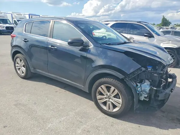 KNDPM3AC9K7565029 — 2019 Kia Sportage, фото 4 с аукциона Copart, Передняя часть