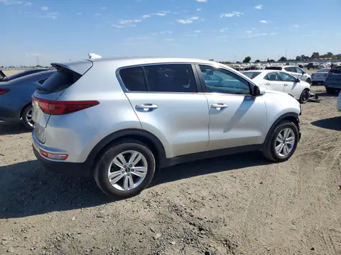 KNDPM3AC7K7526827 — 2019 Kia Sportage, фото 3 с аукциона Copart 15.10.2026, Передняя часть