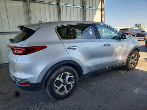 2020 KIA Sportage VIN KNDPM3AC1L7708329 фото 3