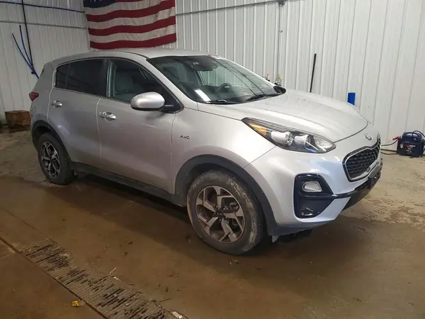 KNDPMCAC4L7714092 — 2020 Kia Sportage, фото 4 с аукциона Copart 14.10.2026, Естественный износ