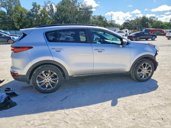 KNDP63AC8L7652948 — 2020 Kia Sportage, фото 3 с аукциона Copart, Передняя часть