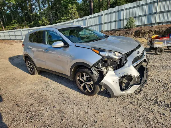 KNDPMCAC3M7931909 — 2021 Kia Sportage, фото 4 с аукциона Copart, Передняя часть