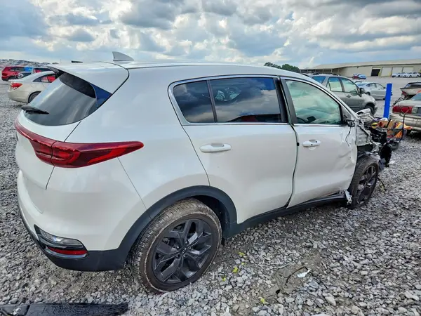 KNDPM3AC0N7968482 — 2022 Kia Sportage, фото 3 с аукциона Copart, Передняя часть
