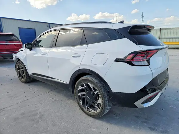 5XYK53AFXPG038810 — 2023 Kia Sportage, фото 2 с аукциона Copart, Передняя часть