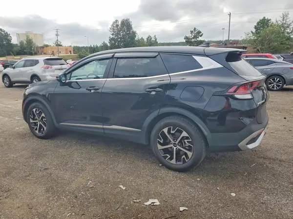 5XYK33AF4PG113443 — 2023 Kia Sportage, фото 2 с аукциона Copart, Боковая часть