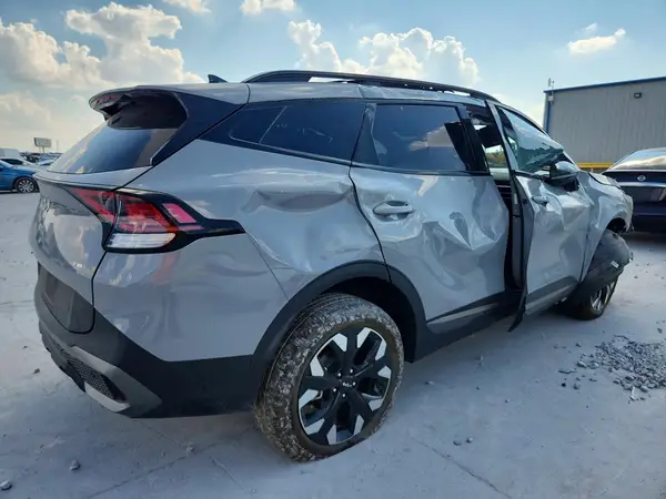 5XYK6CAF0PG095336 — 2023 Kia Sportage, фото 3 с аукциона Copart, Опрокидывание