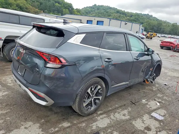 KNDPVCAF3P7110742 — 2023 Kia Sportage, фото 3 с аукциона Copart, Передняя часть