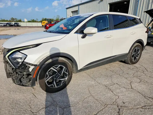 KNDPU3AFXP7132224 — 2023 Kia Sportage, Передняя часть (Front End), фото до ремонта