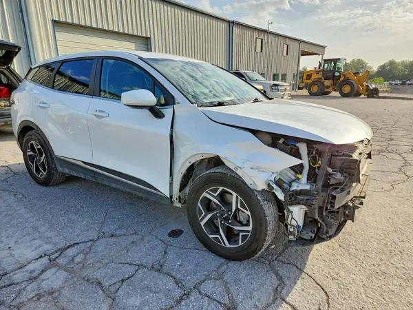 KNDPU3AFXP7132224 — 2023 Kia Sportage, фото 4 с аукциона Copart 28.09.2026, Передняя часть