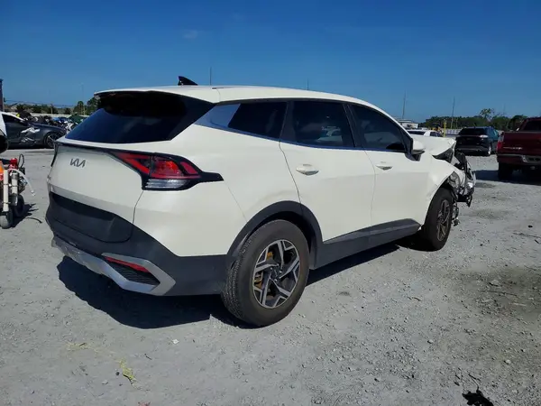 KNDPU3DF5R7284507 — 2024 Kia Sportage, фото 3 с аукциона Copart, Передняя часть