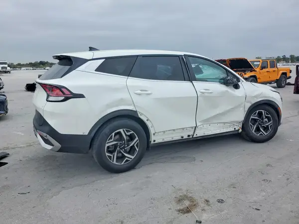KNDPU3DF8R7284338 — 2024 Kia Sportage, фото 3 с аукциона Copart, Опрокидывание