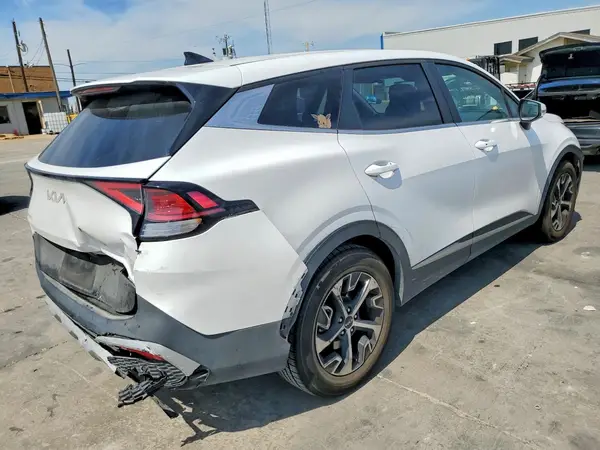 5XYK33DF0RG198067 — 2024 Kia Sportage, фото 3 с аукциона Copart, Задняя часть