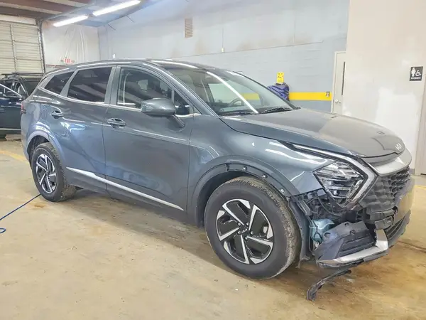 KNDPU3DG2S7211609 — 2025 Kia Sportage, фото 4 с аукциона Copart, Передняя часть