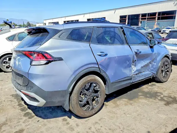 5XYK33DF5SG300419 — 2025 Kia Sportage, фото 3 с аукциона Copart, Боковая часть