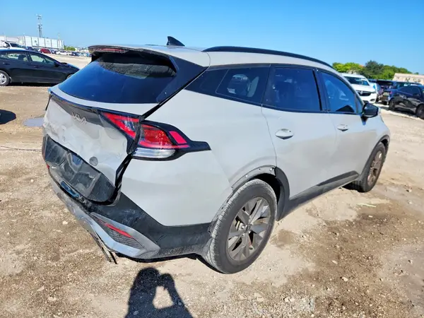 5XYK43DF2SG272799 — 2025 Kia Sportage, фото 3 с аукциона Copart, Задняя часть