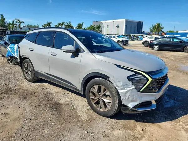 5XYK43DF2SG272799 — 2025 Kia Sportage, фото 4 с аукциона Copart, Задняя часть