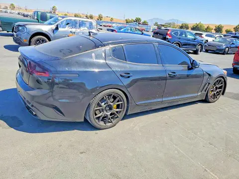 2018 KIA Stinger VIN KNAE35LC8J6022162 фото 3