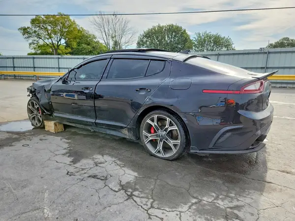 KNAE55LC7K6063085 — 2019 Kia Stinger, фото 2 с аукциона Copart 13.10.2026, Передняя часть