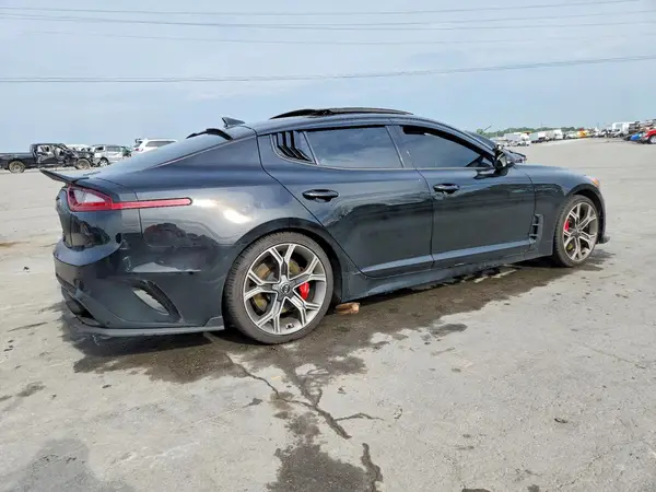 KNAE55LC7K6063085 — 2019 Kia Stinger, фото 3 с аукциона Copart 13.10.2026, Передняя часть