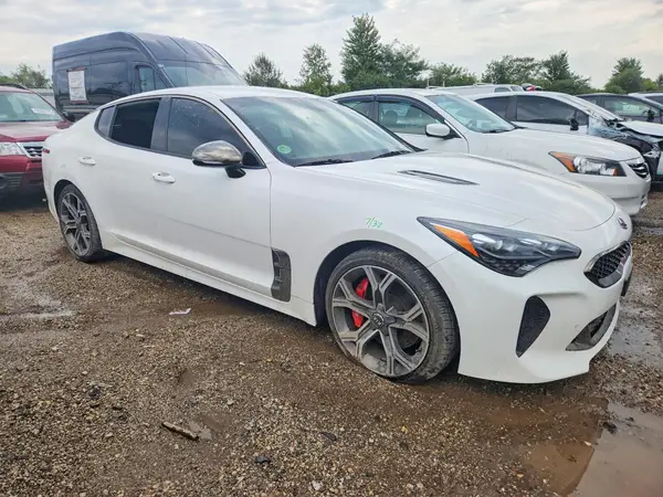 KNAE35LC4M6097820 — 2021 Kia Stinger, фото 4 с аукциона Copart, Вандализм