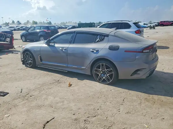 KNAE55LCXN6118620 — 2022 Kia Stinger, фото 2 с аукциона Copart, Передняя часть