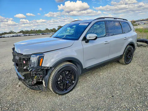 5XYP5DGC4PG357368 — 2023 Kia Telluride, Передняя часть (Front End), фото до ремонта