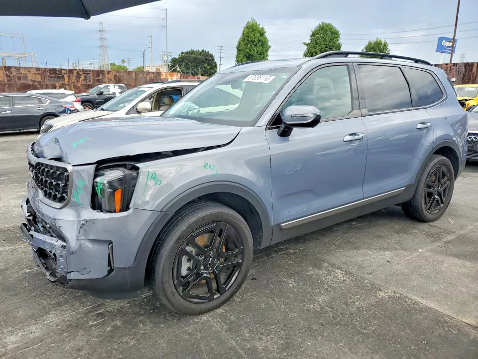 2023 KIA Telluride VIN 5XYP3DGC0PG353713 фото 1