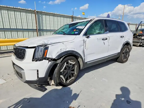 5XYP34GC7PG327982 — 2023 Kia Telluride, Опрокидывание (Rollover), фото до ремонта