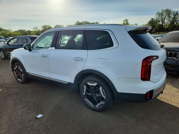 5XYP6DGC6PG367283 — 2023 Kia Telluride, фото 2 с аукциона Copart 13.10.2026, Передняя часть