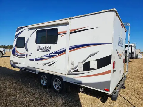 2014 Lance Recreational Vehicle (rv) VIN 56YTT1627DL313327 фото 3
