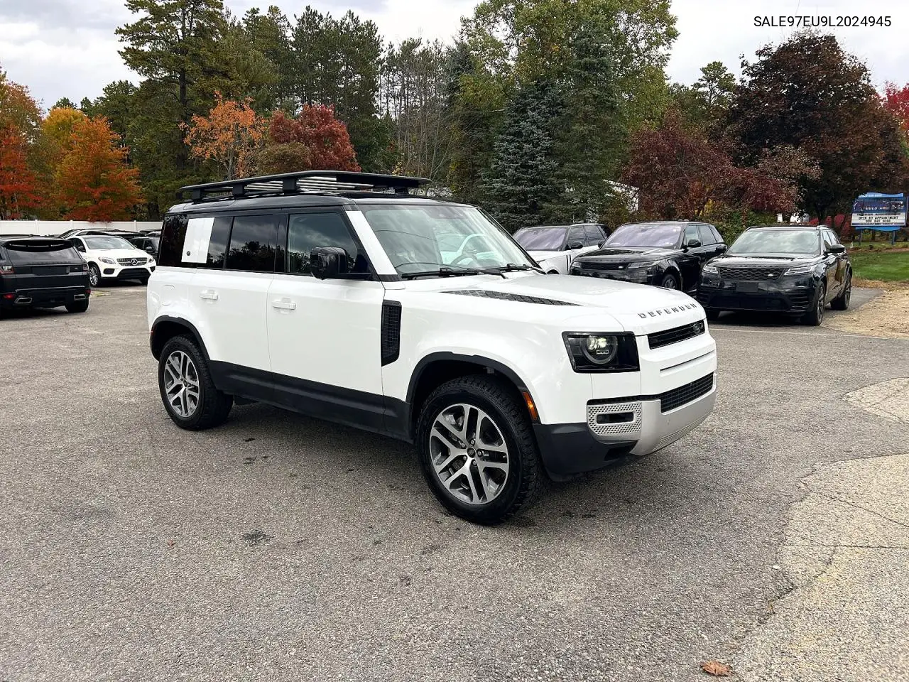 SALE97EU9L2024945 Land Rover Defender 2020 — повреждение Мелкие вмятины и царапины, фото до ремонта