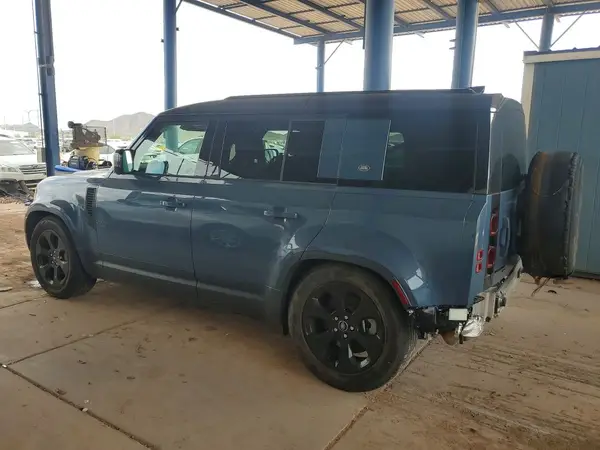SALEP7RU1N2086732 — 2022 Land Rover Defender, фото 2 с аукциона Copart, Задняя часть