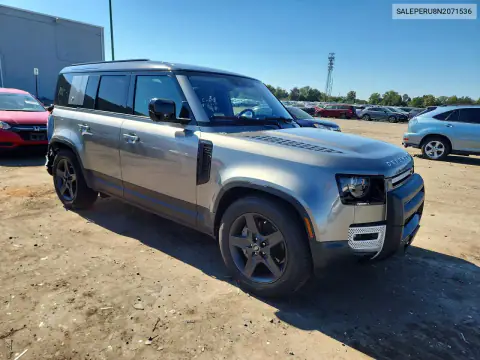 SALEPERU8N2071536 — 2022 Land Rover Defender, фото 4 с аукциона Copart, Задняя часть