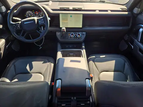 SALEWFEU5R2343545 — 2024 Land Rover Defender, фото 8 с аукциона Copart, Задняя часть