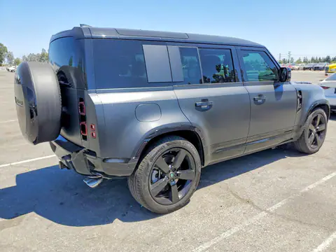2025 Land Rover Defender VIN SALE2EFE2S2369233 фото 3