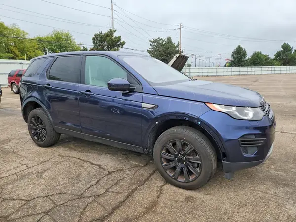 SALCP2FXXKH792163 — 2019 Land Rover Discovery Sport, фото 4 с аукциона Copart 14.10.2026, Передняя часть