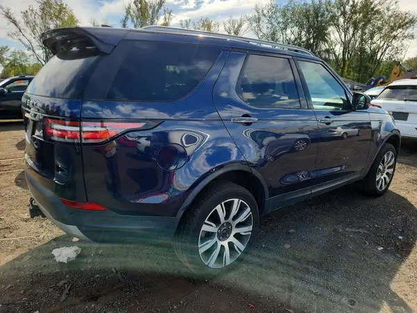 SALRT2RV7JA073427 — 2018 Land Rover Discovery, фото 3 с аукциона Copart, Подтопление