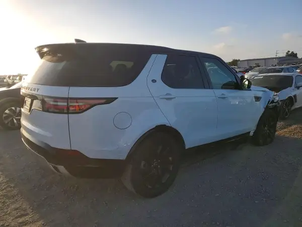 SALRU2RV4L2435336 — 2020 Land Rover Discovery, фото 3 с аукциона Copart, Передняя часть
