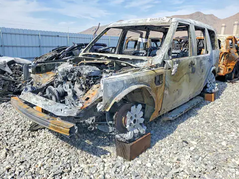 SALAG2V62GA796918 — 2016 Land Rover LR4, Пожар (Burn), фото до ремонта
