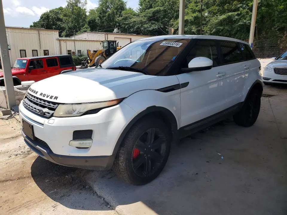 SALVP2BG6FH020943 Land Rover Range Rover Evoque 2015 — повреждение Мелкие вмятины и царапины, фото до ремонта