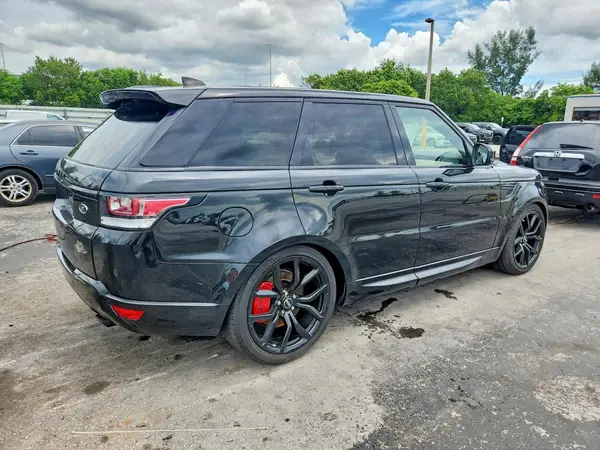 SALWR2FV6HA156539 — 2017 Land Rover Range Rover Sport, фото 3 с аукциона Copart 14.10.2026, Механические повреждения