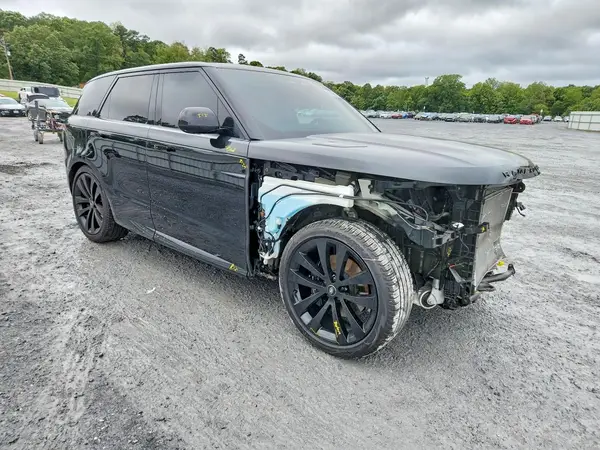 SAL1L9FU1RA173200 — 2024 Land Rover Range Rover Sport, фото 4 с аукциона Copart 14.10.2026, Передняя часть