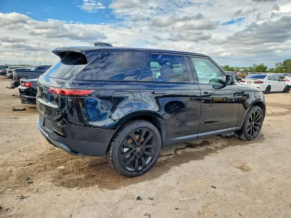 SAL1P9EU2SA600069 — 2025 Land Rover Range Rover Sport, фото 3 с аукциона Copart, Передняя часть
