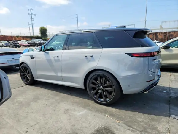 2025 LAND ROVER RANGE ROVER SPORT VIN SAL1L9E98SA461136 фото 2