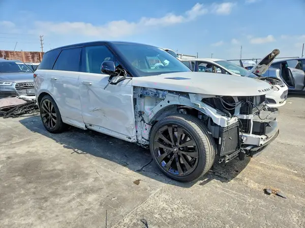 2025 LAND ROVER RANGE ROVER SPORT VIN SAL1L9E98SA461136 фото 4