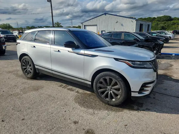 SALYL2RVXJA743466 — 2018 Land Rover Range Rover Velar, фото 4 с аукциона Copart, Передняя часть
