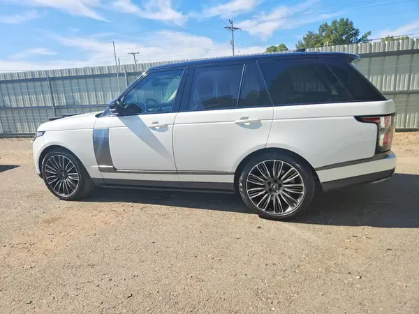 SALGS2RE7KA529440 — 2019 Land Rover Range Rover, фото 2 с аукциона Copart 01.10.2026, Мелкие вмятины и царапины