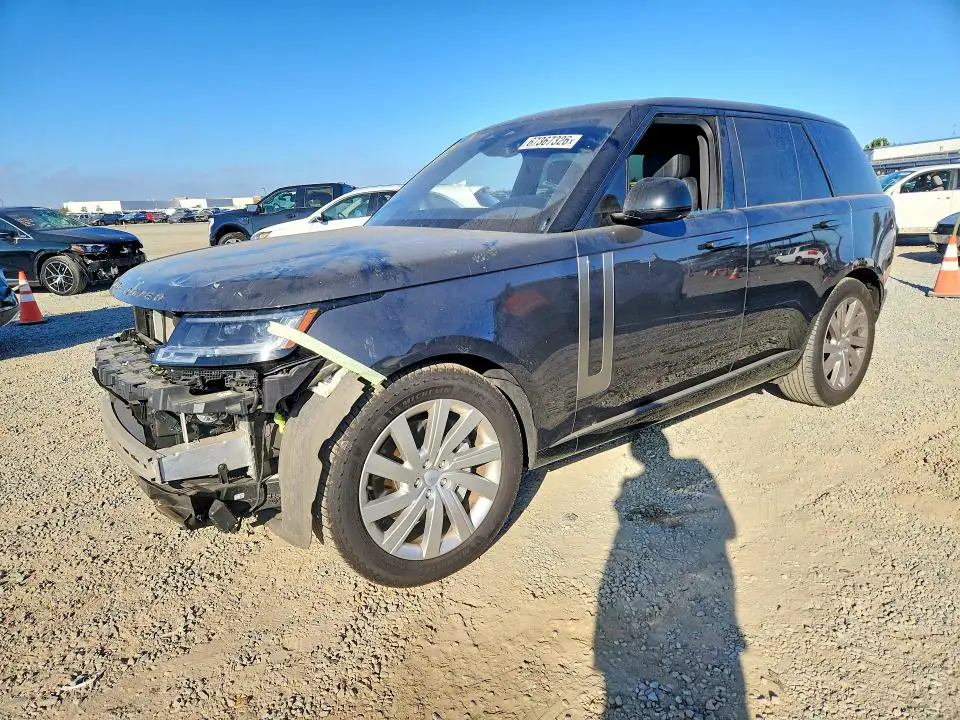SALKP9FU8PA028192 Land Rover Range Rover 2023 — повреждение Боковая часть, фото до ремонта