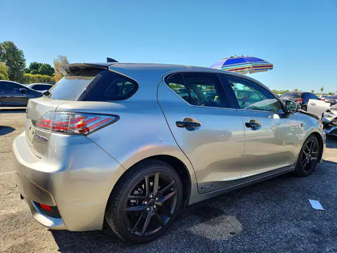 JTHKD5BH8H2280682 — 2017 Lexus CT, фото 3 с аукциона Copart 13.10.2026, Передняя часть